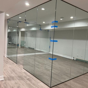 Al Noor offers top-quality office glass partitions, shopfronts, and frameless entrance do… – commercial glass systems installation – Al Noo…